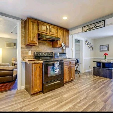 Comfortable Home Away From Home Източен Хартфорд Екстериор снимка