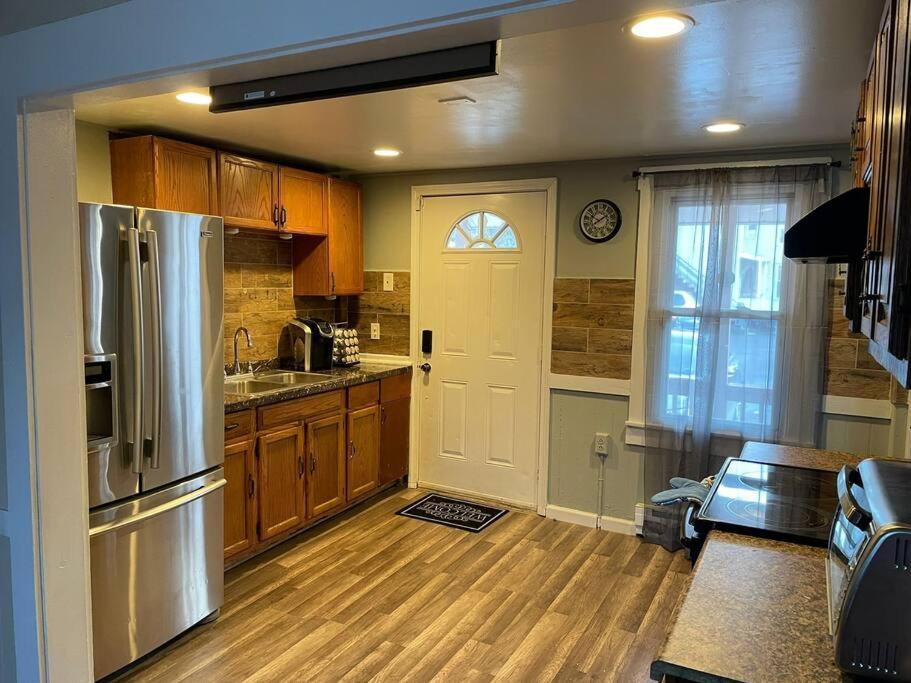 Comfortable Home Away From Home Източен Хартфорд Екстериор снимка