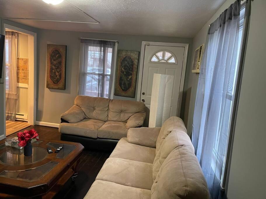 Comfortable Home Away From Home Източен Хартфорд Екстериор снимка