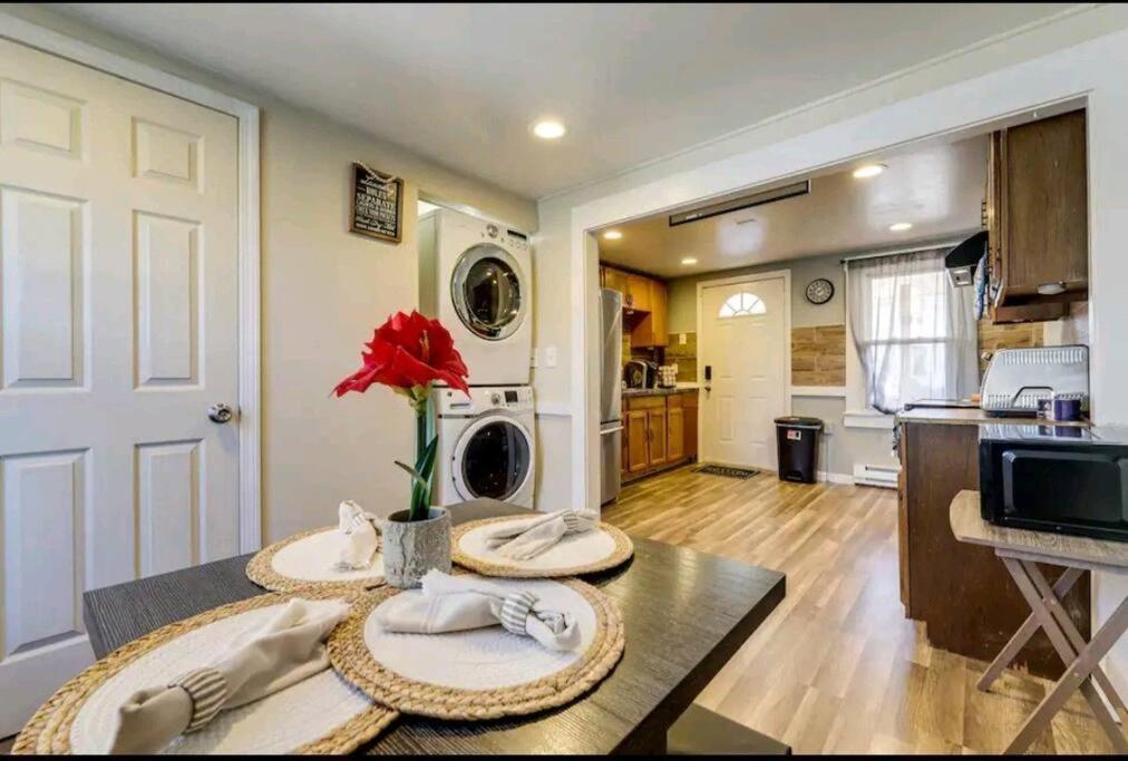 Comfortable Home Away From Home Източен Хартфорд Екстериор снимка